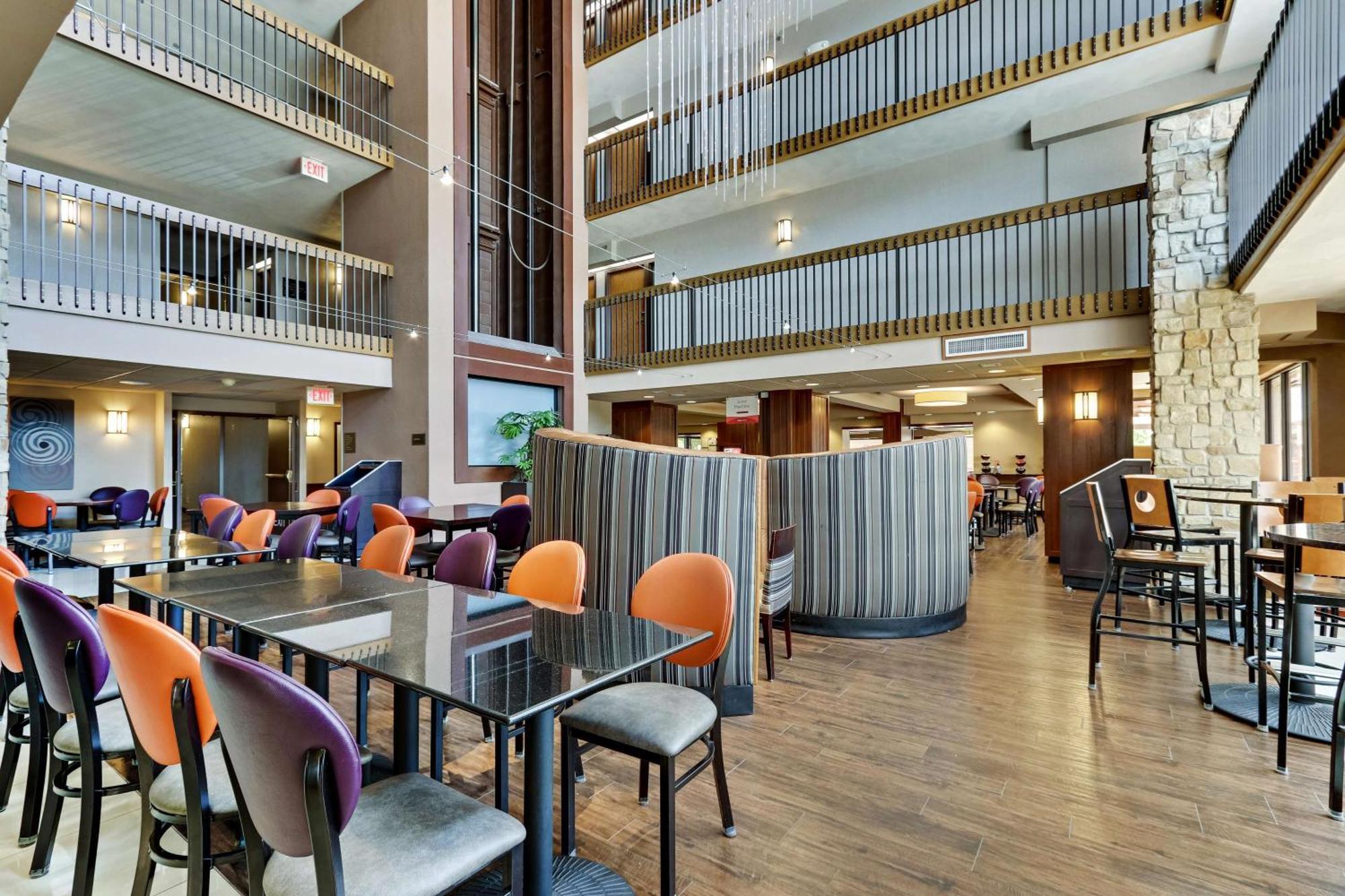 Drury Plaza Hotel San Antonio Airport Exterior foto