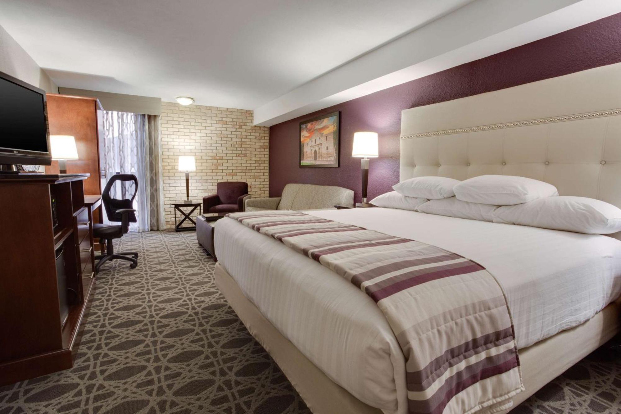 Drury Plaza Hotel San Antonio Airport Exterior foto
